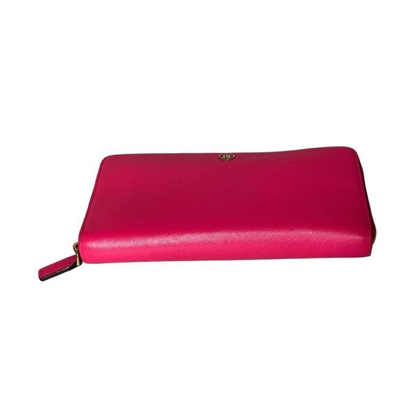Authentic MCM Magenta Pink‎ Leather Zip Around Long Wallet - Picture 8 of 14